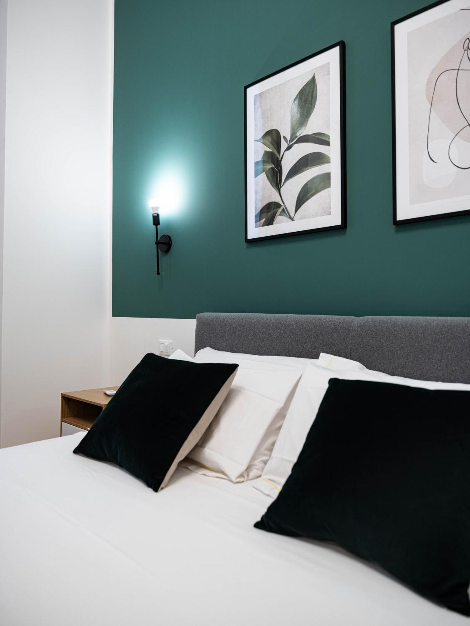 Moor Assarotti Suites - Genova City Center Buitenkant foto